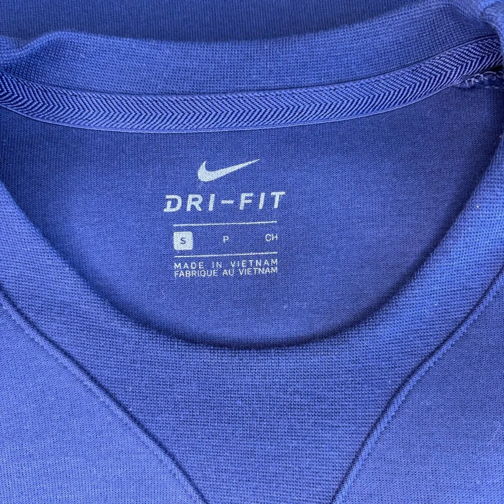 Nike Ladies Golf T-Shirt, Dri-FIT, UV,‎ Blue, Small